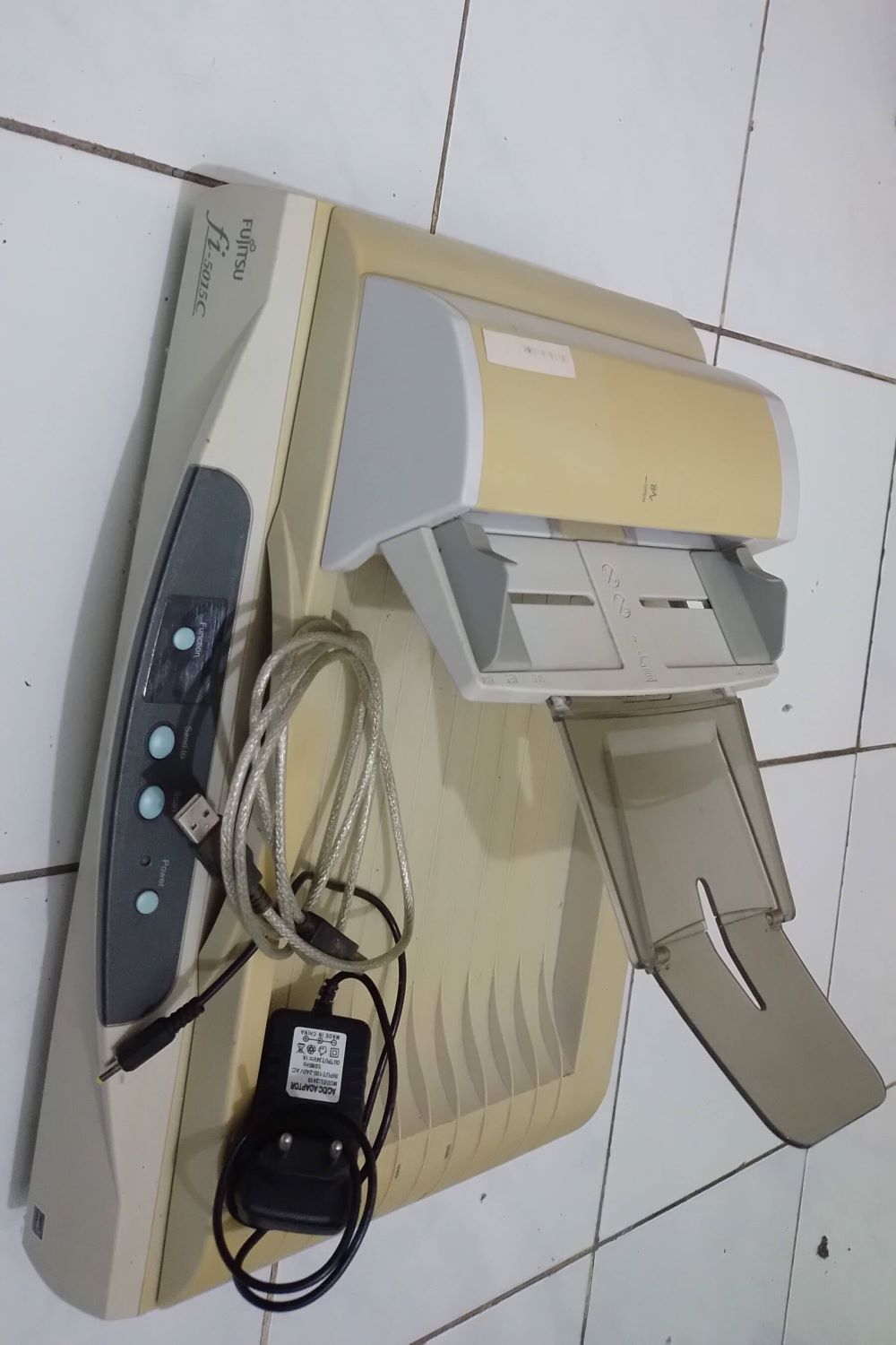 Scanner Fujitsu fi-5015